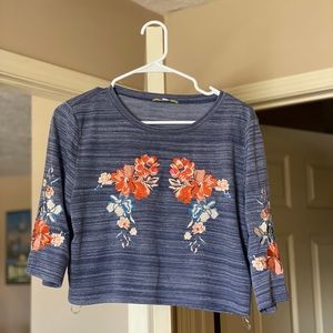 Nice mid drift shirt